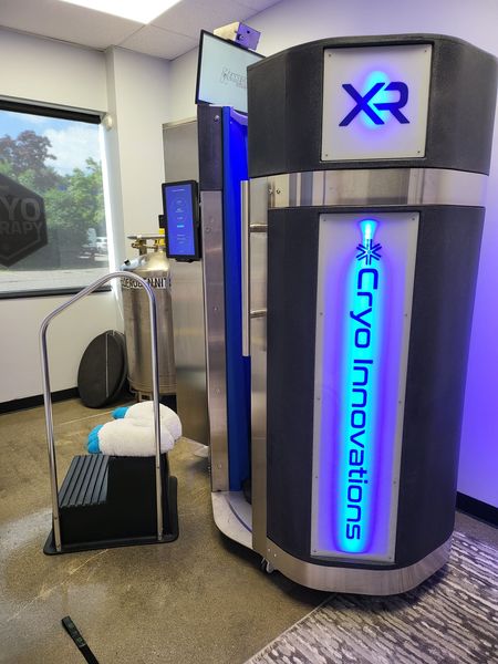2020 Cryo Innovations XR, Michigan, USA used cryotherapy machine - photo 2