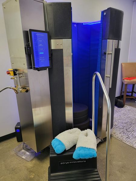 2020 Cryo Innovations XR, Michigan, USA used cryotherapy machine - photo 5