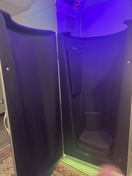 2020 Cryomed Pro used cryotherapy machine, USA - photo 2