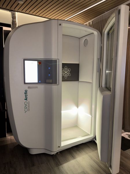 2022 used Cryo Arctic Performance cryochamber, Melbourne, Austra - foto 2