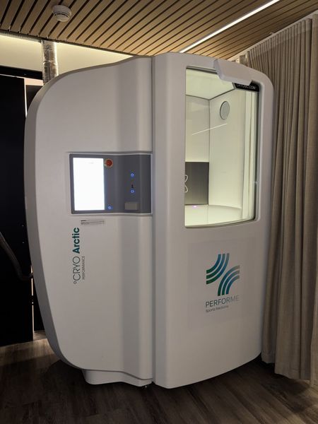 2022 used Cryo Arctic Performance cryochamber, Melbourne, Austra - foto 3