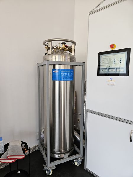 2023 Cryomed Pro, France used cryotherapy machine - photo 4