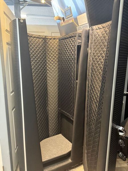 Juka used cryotherapy machine, Los Angeles, CA - photo 3