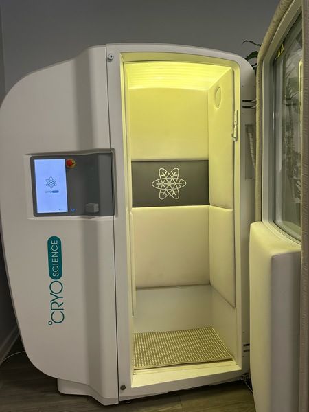 Pre-owned 2018 CryoScience Arctic Cryotherapy Machine from USA – - photo 2