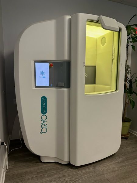 Pre-owned 2018 CryoScience Arctic Cryotherapy Machine from USA – - photo 3