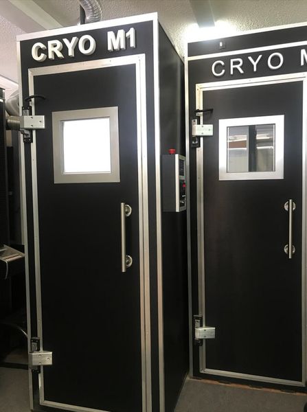 Used walk-in cryotherapy chambers M1 and M2, in good condition, - photo 4